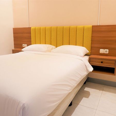 Kokonut Guesthouse Σουραμπάγια Εξωτερικό φωτογραφία