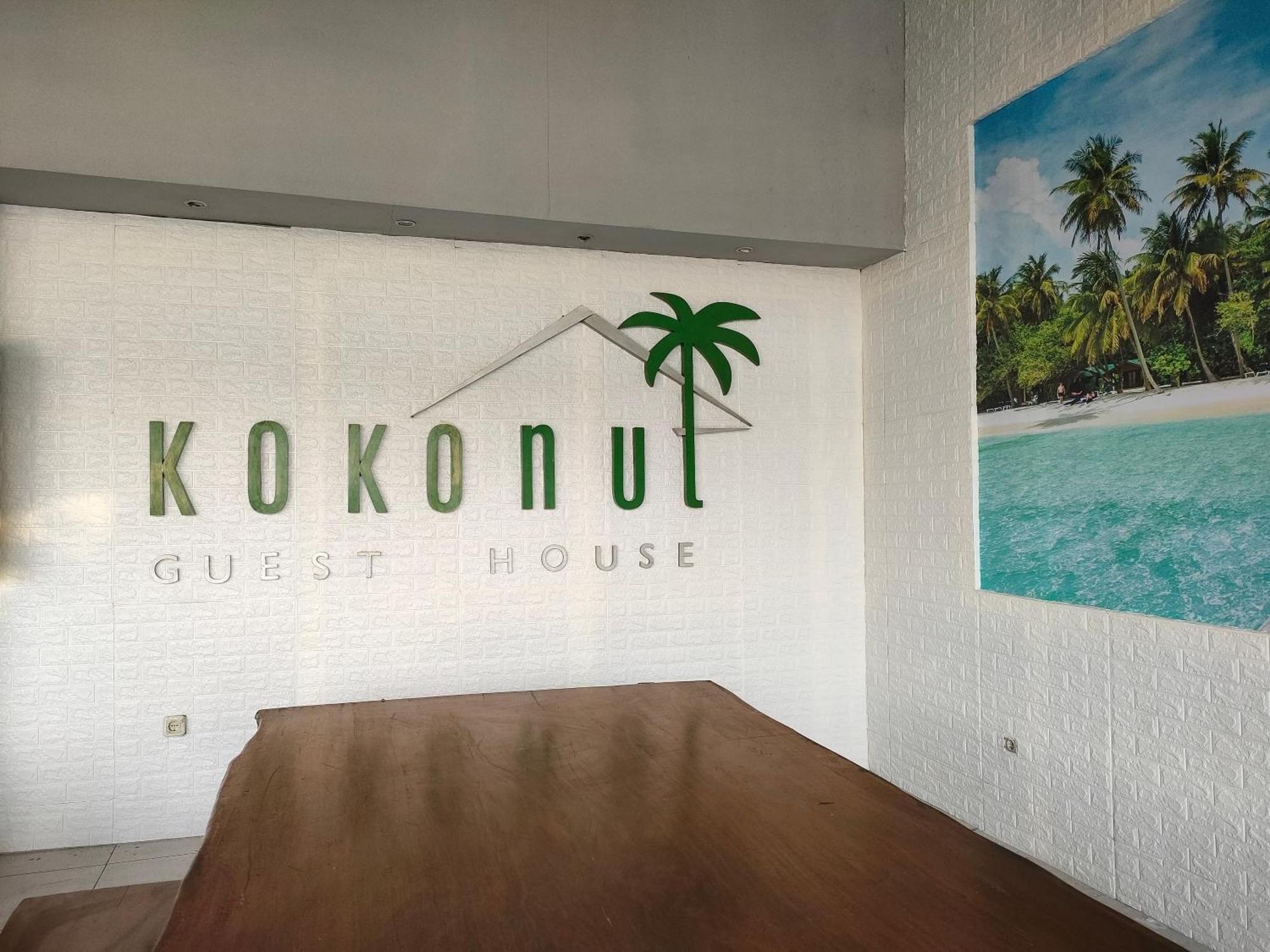 Kokonut Guesthouse Σουραμπάγια Εξωτερικό φωτογραφία